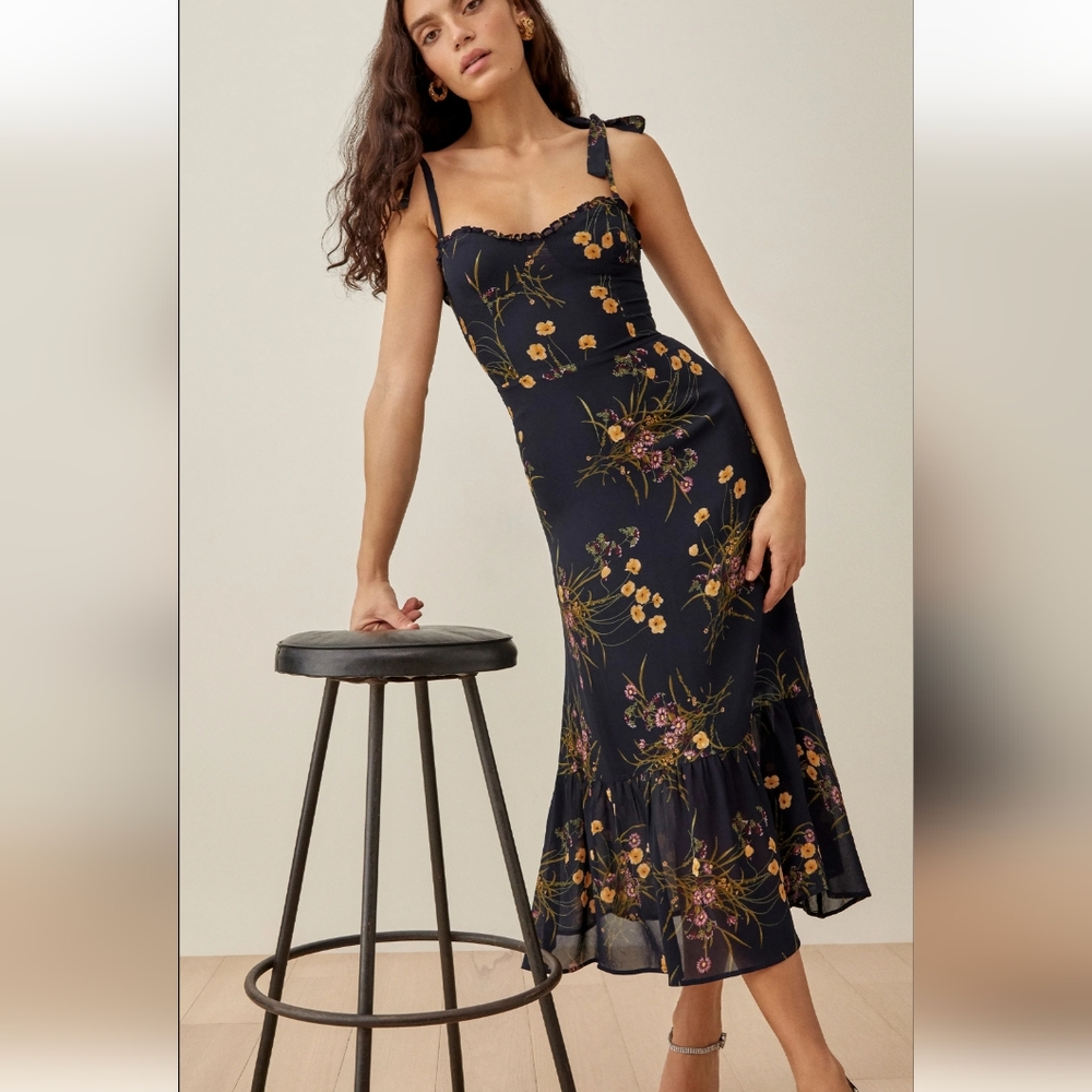 Reformation Nikita size 4